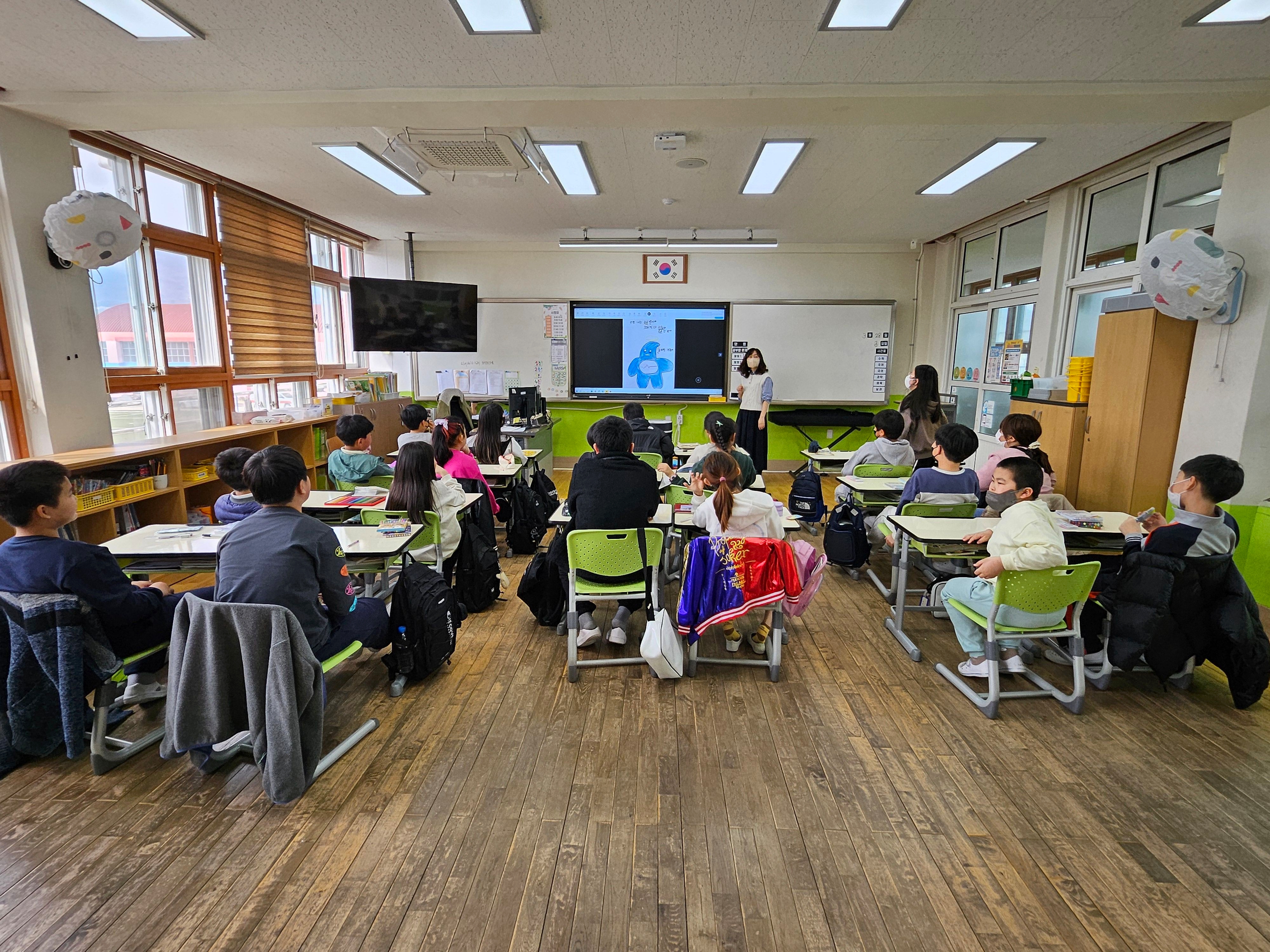 5학년 전체사진.jpg